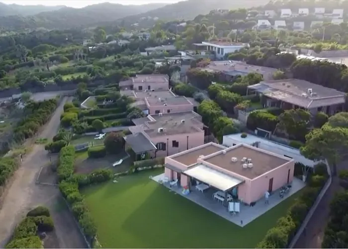 Villa 8 Arbousiers 16 *